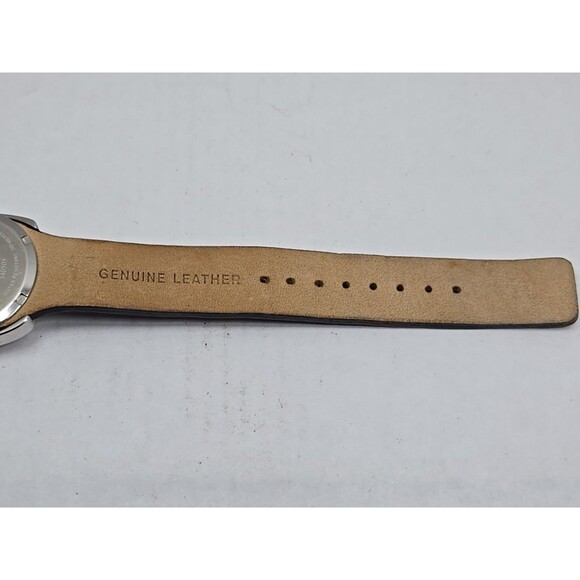 Fossil F2 Womens Cushion Silver Tone Date Watch Black Leather Strap New Battery - Picture 11 of 12